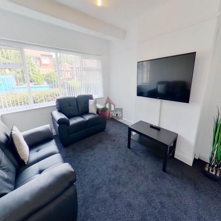 4 bedroom house to rent - Photo 1