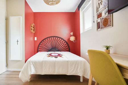 LA PAIX Roommate 4 Bedrooms at Reims - Photo 3