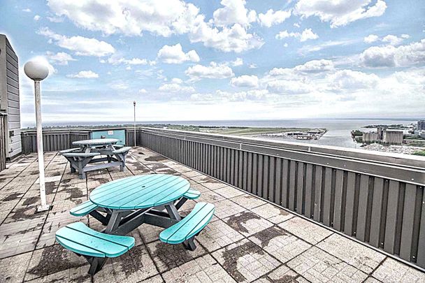 For Lease - 270 Queens Quay N/A Unit# 1604, Toronto, Ontario - Photo 1