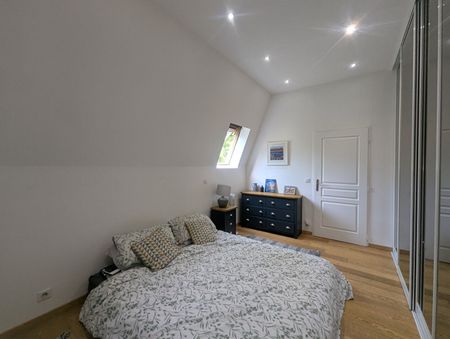 Location Maison 4 pièces 81m² - Photo 4