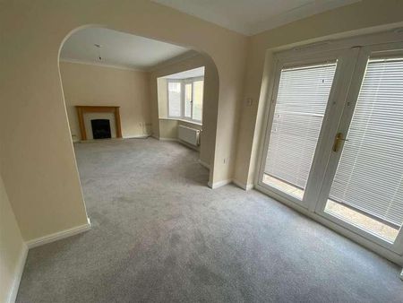 Llys Pentre, Broadlands, Bridgend, CF31 - Photo 3