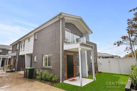 Modern 2-Bedroom Townhouse in Prime Location of Casula&excl; - Photo 4