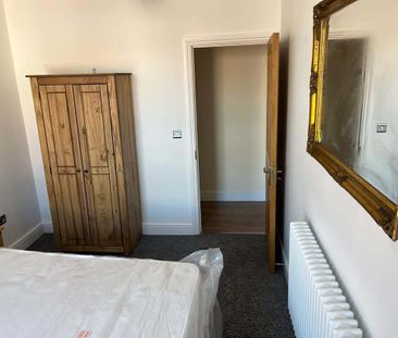 To Let: 4x Student Rooms, Linthorpe Road, TS1 1RD - Photo 2