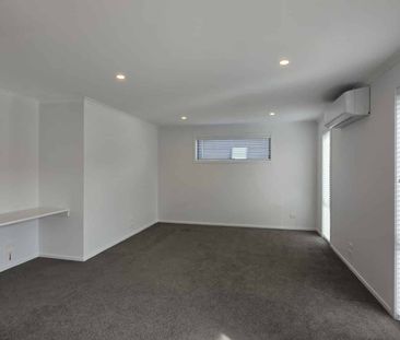 THREE BEDROOM, TWO BATHROOM - Photo 1