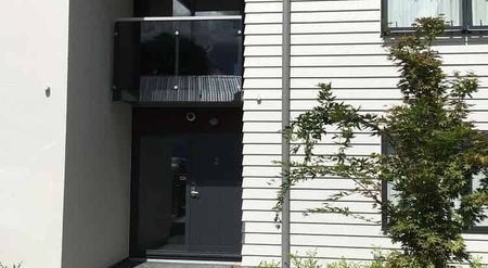 Studio Apartment - Includes Utilities - Photo 4