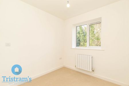 Lacewood Close, Bestwood Village - Photo 3
