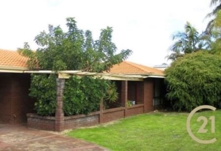 Perfectly Located Charming 3 Bedroom Property - Photo 2