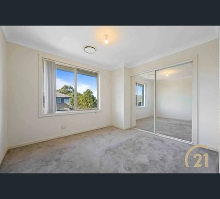 52 Riddell Street, West Hoxton, NSW 2171 - Photo 3