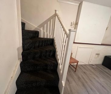 2 Bed Semi-Detached House, Biscot Road, LU3 - Photo 1