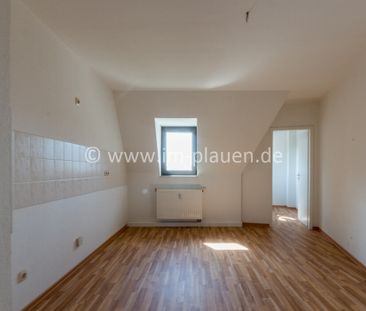 Plauen-Neundorf: 2-Zimmer-Dachgeschosswohnung mit 80 m² & Stellplatz - Photo 1