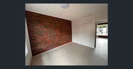 Comfortable Living in Central Blackburn - Photo 4