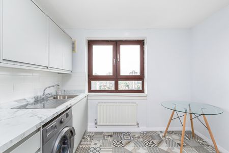 Room in a Shared Flat, Masterman House, SE5 - Photo 3