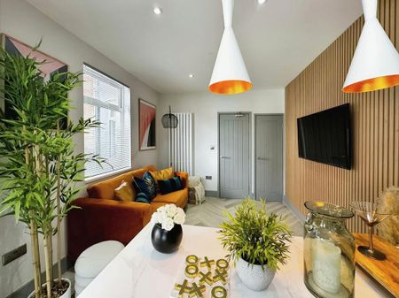 1 bedroom in a house share to rent - Photo 3