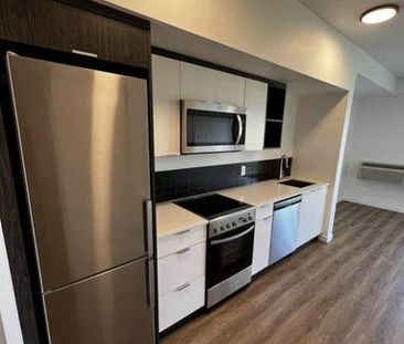 Furnished Sole Rutland 1 Bedroom 1 Bath Condo - Utilities included - Photo 3