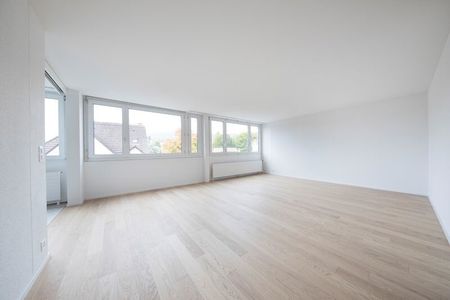 Schöne, helle Wohnung zu vermieten - 5 Minuten vom Bahnhof entfernt! - Photo 4