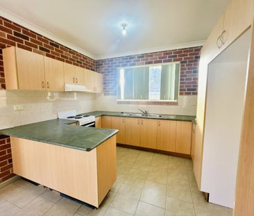 Rear 506 The Horsley Drive, Smithfield NSW - Photo 4