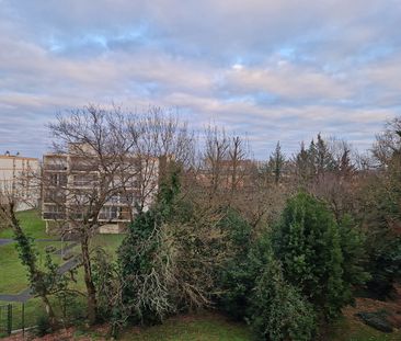 Location Appartement 1 pièce 20m² PESSAC 33600 - Photo 2