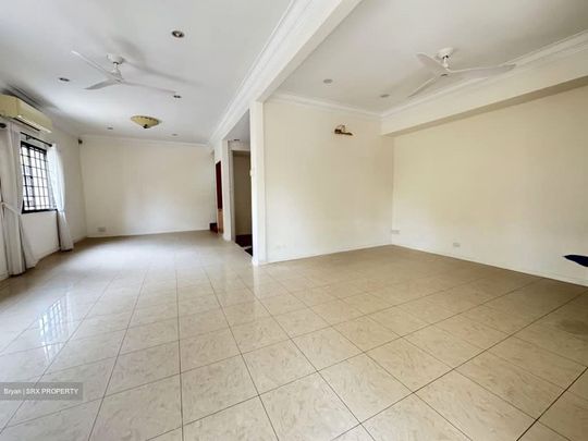 Lorong Siglap (D15), Semi-Detached - For Rent - Photo 1
