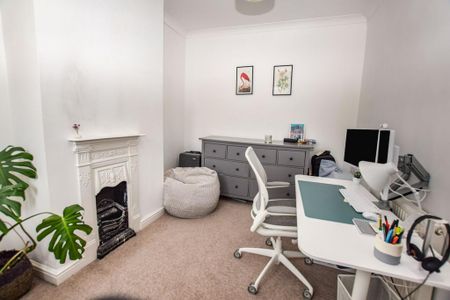 2 bedroom terraced house to rent - Photo 5