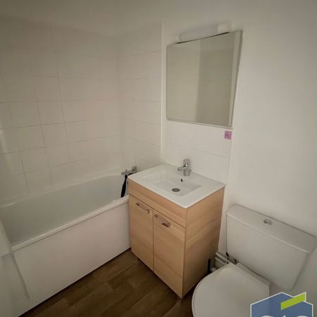 Location Appartement 1 pièce 25m² - Photo 3