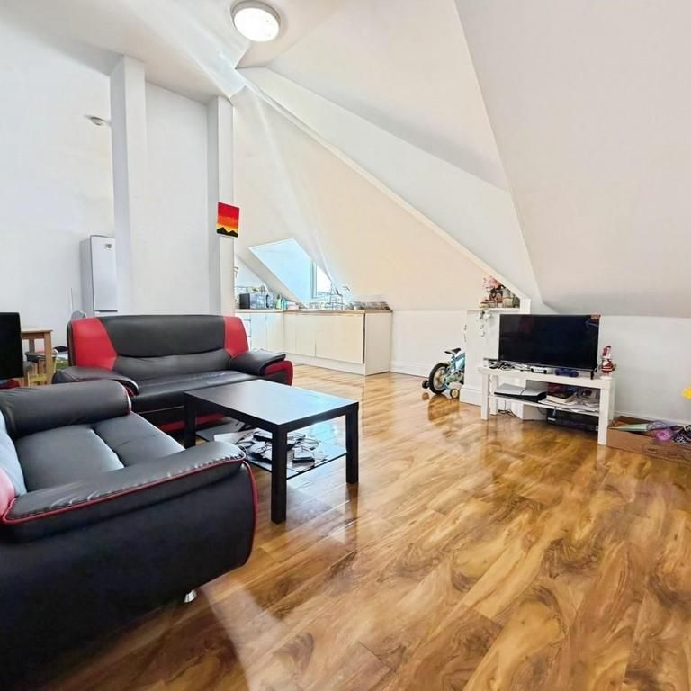 1 bedroom flat to rent - Photo 1