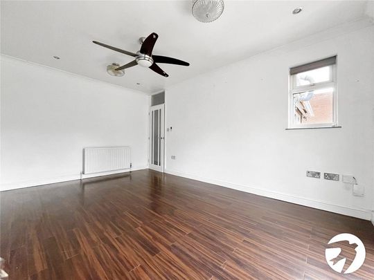 3 bedroom bungalow to rent - Photo 1