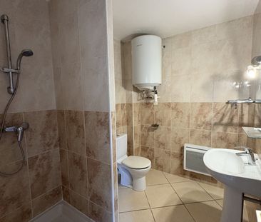 Appartement 2 Pièces + cave + parking sous-sol - Photo 2