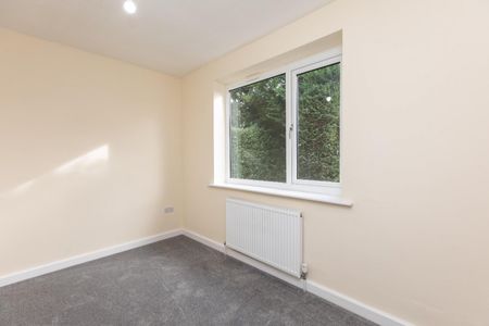 2 bedroom Bungalow To Let - Photo 5