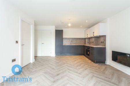 1 bed Apartment for Rent - Photo 3