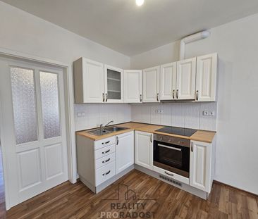Pronájem bytu 1+1 45 m², Štefánikova 4429, Hodonín - Photo 3