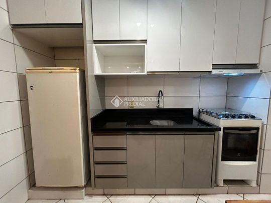 Apartamento com 1 quarto e 47m² para alugar em Carvoeira, Florianópolis. - Photo 1