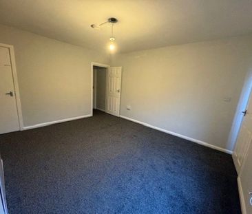 Gunthorpe Drive, Nottingham, Nottinghamshire, NG5 - Photo 3