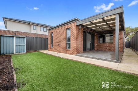 Contemporary Comfort & Effortless Living - Photo 3