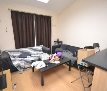 6 bedroom house share to rent - Photo 1