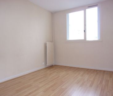 Location Appartement 4 pièces 70m² VERNON 27200 - Photo 4