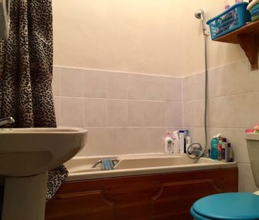 ONE BEDROOM FLAT, WESTBY ROAD - Photo 6