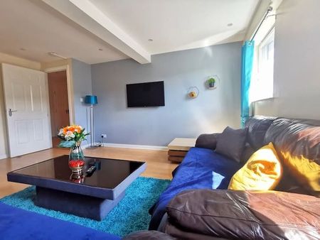 2 Bed Flat, Wallace St, G5 - Photo 2