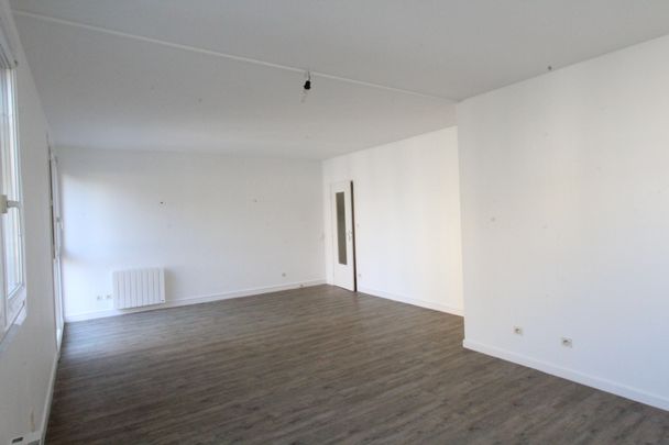 Location Appartement 2 pièces 61m² LA CHARITE SUR LOIRE 58400 - Photo 1