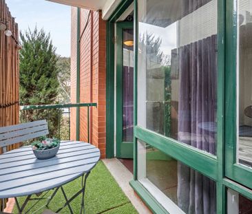 Living in the Heart of Essendon - Photo 1