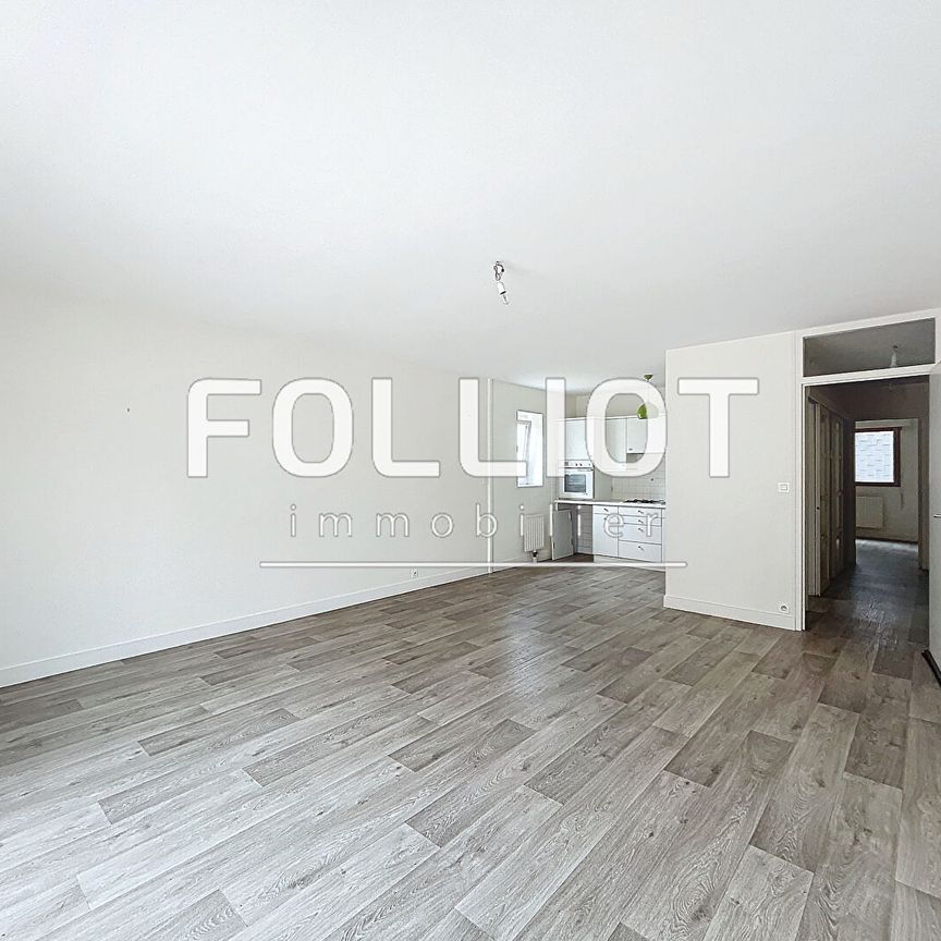 A LOUER Appartement Granville 2 pi�ce(s) 62.88 m2 - Photo 1