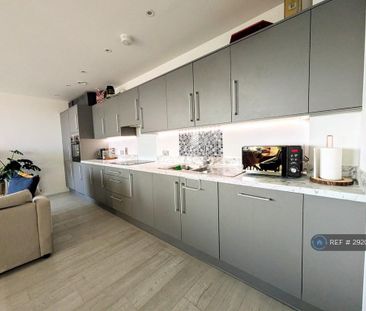2 bedroom flat to rent - Photo 6