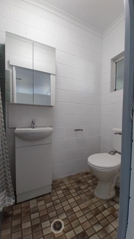 Beautifully Updated Unit - Photo 3