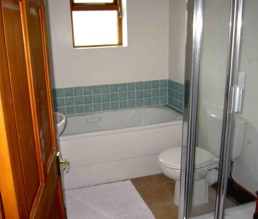 2 bedroom bungalow to rent - Photo 1