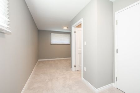 Bright & Spacious Lower Unit for Rent in St Catharines! - Photo 3