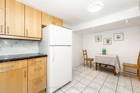 For Lease - 81 Hillcrest Avenue Unit# Basement, Toronto, Ontario - Photo 5