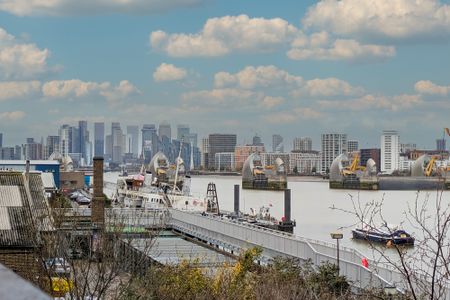 Bywater House, London, SE18 - Photo 5
