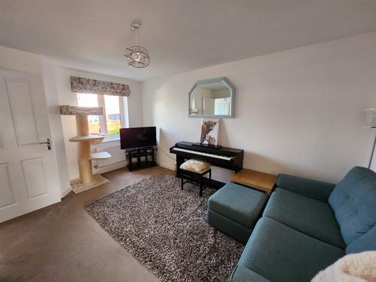 Woodpecker Close, Lydney - Photo 1
