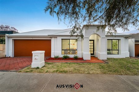 $950/w Fully Furnished charming home Redcliffe - Photo 2