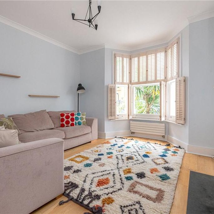 4 bedroom terraced house to rent - Photo 1