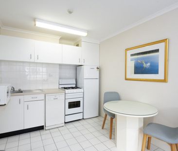 29/2A Henry Lawson Avenue, McMahons Point NSW 2060 - Apartment For ... - Photo 4